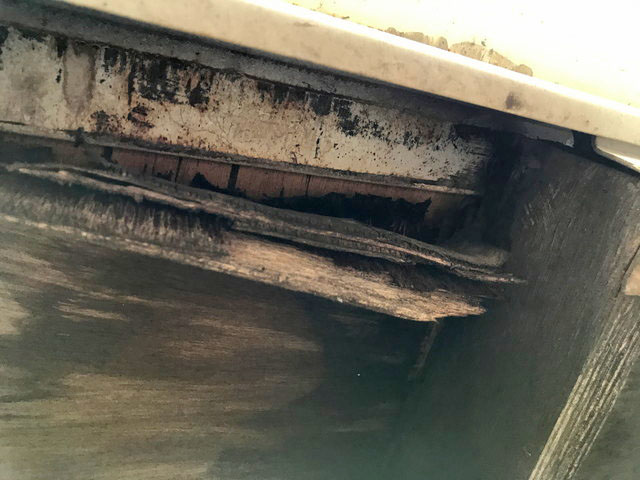 三菱ふそうキャンターガッツ平ボディ小型（2t・3t）[写真14]