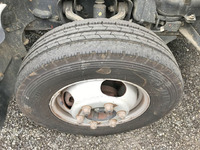 三菱ふそうキャンターガッツ平ボディ小型（2t・3t）[写真17]