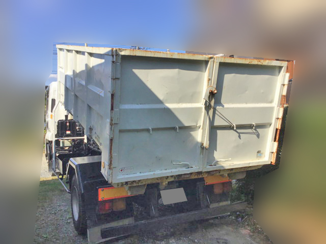 いすゞフォワードアームロール中型（4t）[写真02]