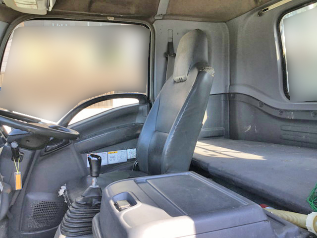 いすゞフォワードアームロール中型（4t）[写真26]