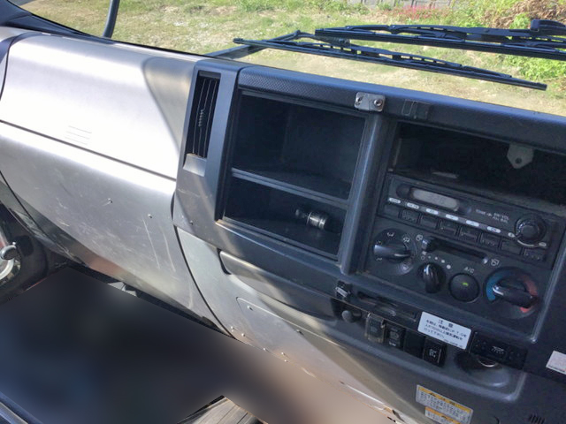 いすゞフォワードアームロール中型（4t）[写真28]