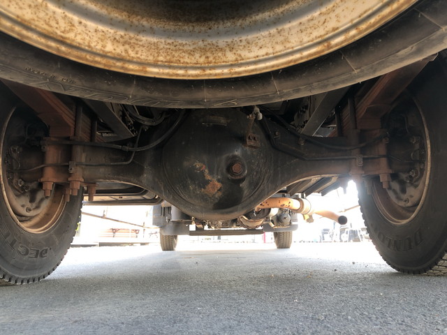 いすゞフォワードアルミバン中型（4t）[写真23]