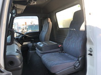 いすゞフォワードアルミバン中型（4t）[写真31]