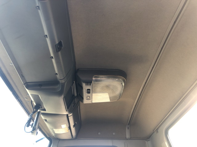 いすゞフォワードアルミバン中型（4t）[写真33]