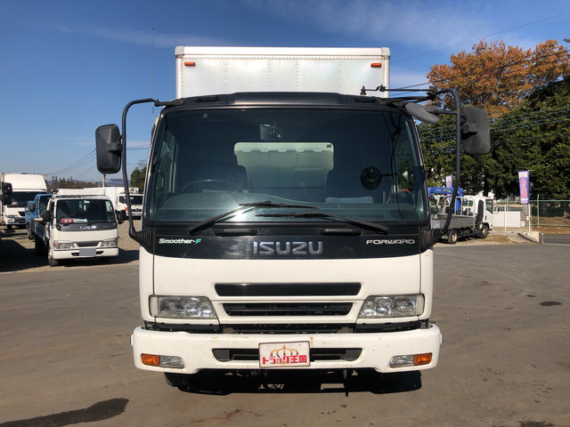 いすゞフォワードアルミバン中型（4t）[写真07]