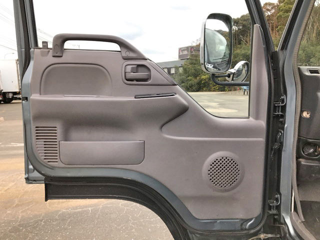 いすゞエルフ平ボディ小型（2t・3t）[写真27]