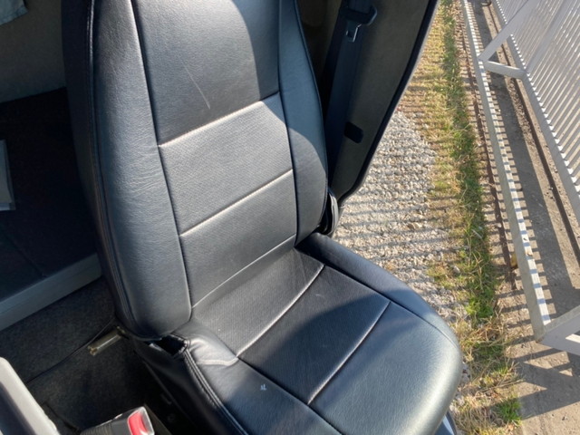 三菱ふそうファイターアルミウイング中型（4t）[写真21]