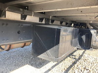 三菱ふそうファイターアルミウイング中型（4t）[写真08]