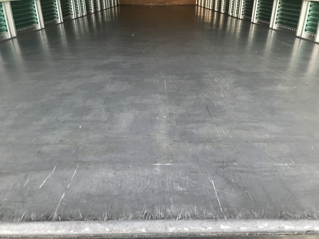 いすゞフォワードアルミバン中型（4t）[写真14]