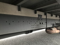 いすゞフォワードアルミバン中型（4t）[写真20]