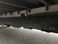 いすゞフォワードアルミバン中型（4t）[写真21]