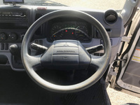 三菱ふそうキャンター平ボディ小型（2t・3t）[写真34]