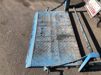 いすゞエルフ平ボディ小型（2t・3t）[写真12]