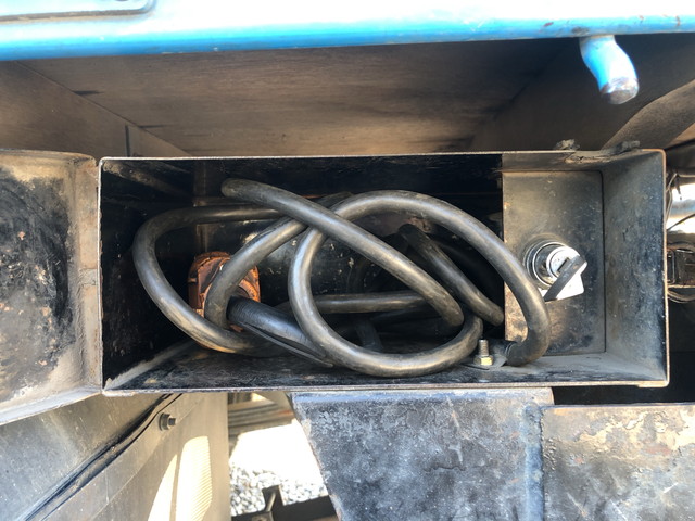 いすゞエルフ平ボディ小型（2t・3t）[写真18]