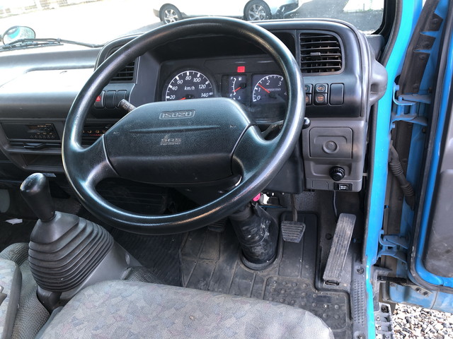 いすゞエルフ平ボディ小型（2t・3t）[写真32]