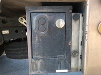 いすゞエルフ平ボディ小型（2t・3t）[写真14]