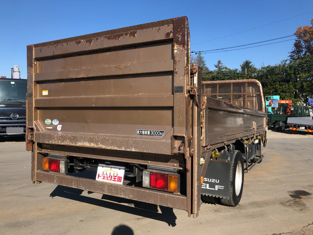 いすゞエルフ平ボディ小型（2t・3t）[写真34]