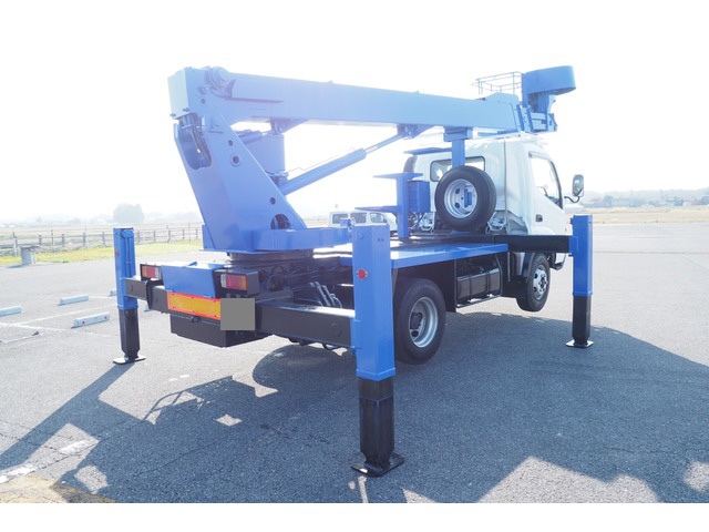 日野デュトロ高所作業車小型（2t・3t）[写真04]