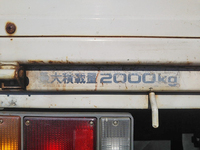 いすゞエルフ平ボディ小型（2t・3t）[写真15]