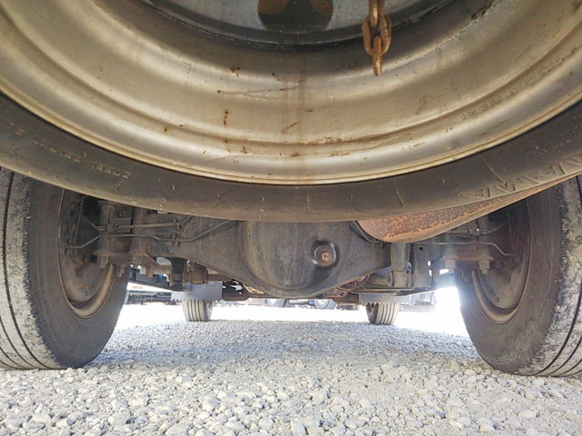 いすゞエルフ平ボディ小型（2t・3t）[写真20]