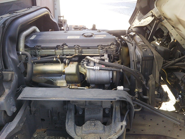 いすゞエルフ平ボディ小型（2t・3t）[写真23]