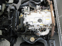 三菱ふそうキャンターアルミバン小型（2t・3t）[写真13]