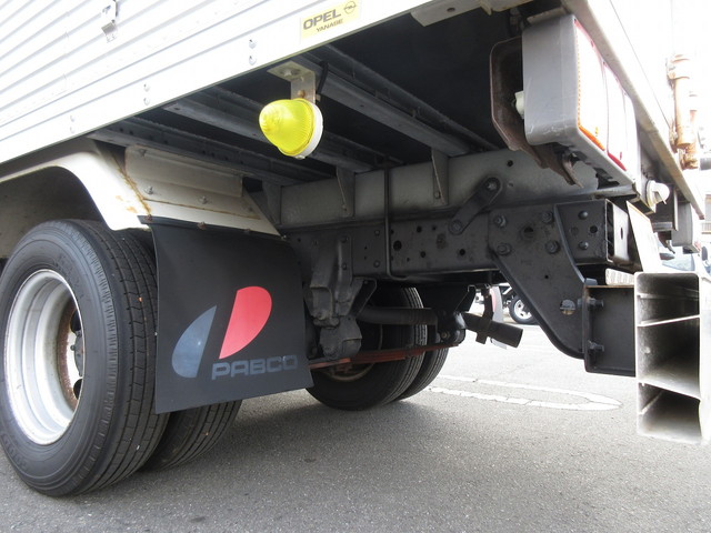 三菱ふそうキャンターアルミバン小型（2t・3t）[写真19]