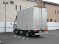 三菱ふそうキャンターアルミバン小型（2t・3t）[写真02]