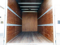 三菱ふそうキャンターアルミバン小型（2t・3t）[写真09]