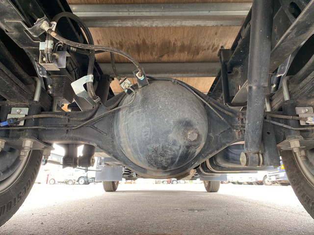 いすゞエルフアルミバン小型（2t・3t）[写真22]