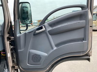 いすゞエルフアルミバン小型（2t・3t）[写真30]