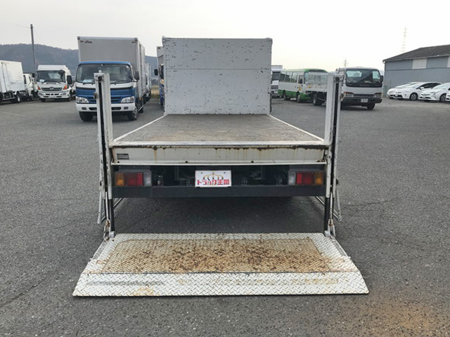 いすゞエルフ平ボディ小型（2t・3t）[写真10]