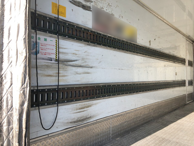 日野レンジャー冷凍車（冷蔵車）中型（4t）[写真13]