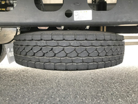 いすゞフォワードアルミバン中型（4t）[写真22]