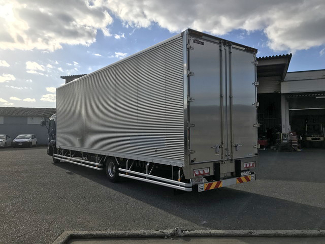 いすゞフォワードアルミバン中型（4t）[写真04]