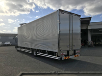 いすゞフォワードアルミバン中型（4t）[写真04]