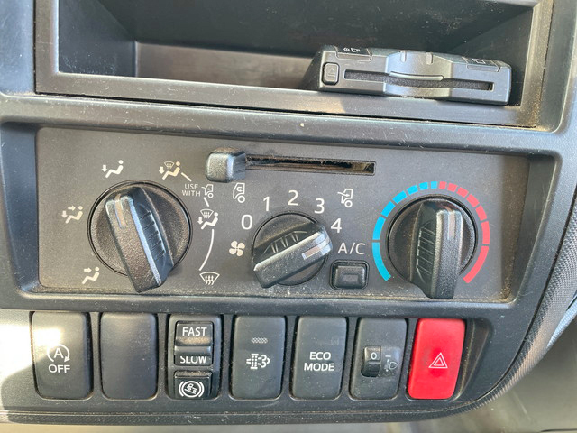 日野デュトロアルミブロック小型（2t・3t）[写真38]