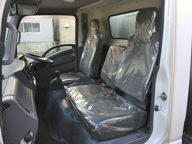 いすゞエルフオープントップバン小型（2t・3t）[写真32]