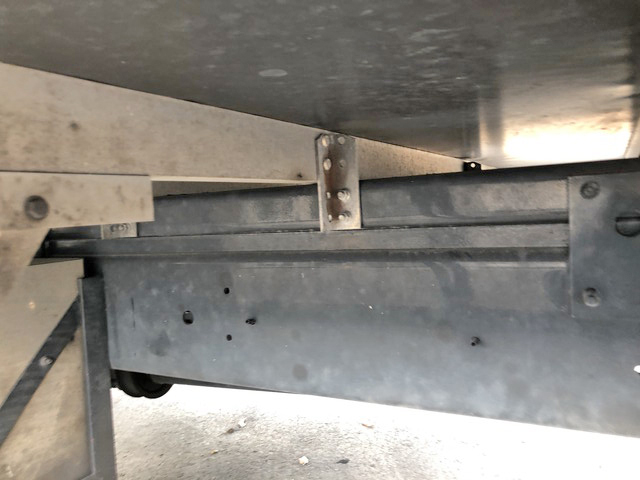 日野レンジャーアルミバン中型（4t）[写真21]