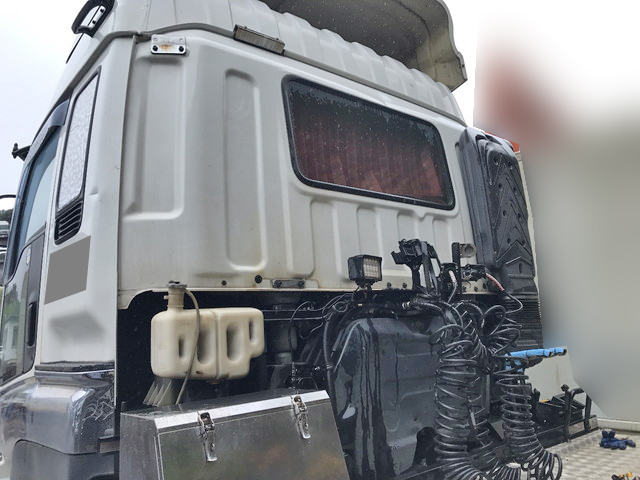 いすゞギガトレーラーヘッド（トラクターヘッド）大型（10t）[写真13]