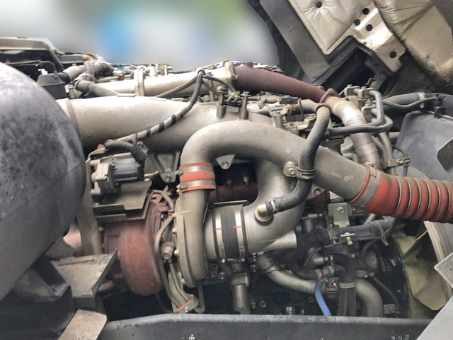 いすゞギガトレーラーヘッド（トラクターヘッド）大型（10t）[写真18]