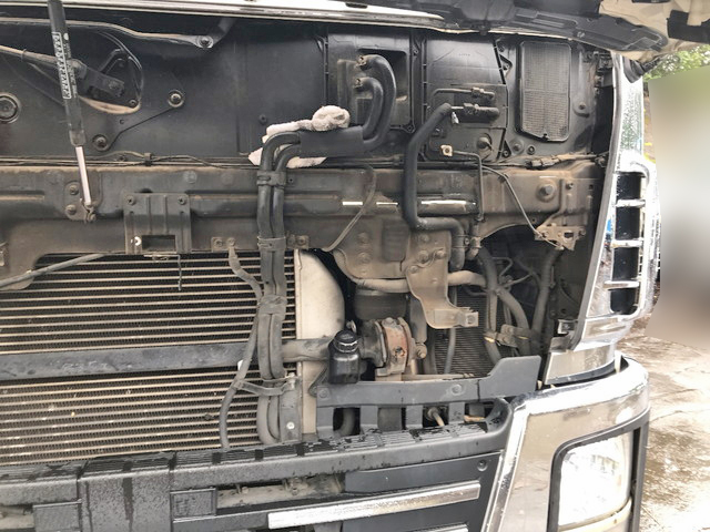 いすゞギガトレーラーヘッド（トラクターヘッド）大型（10t）[写真08]