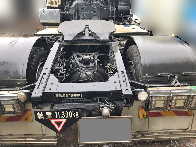 いすゞギガトレーラーヘッド（トラクターヘッド）大型（10t）[写真09]