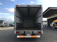 いすゞフォワードアルミウイング中型（4t）[写真13]