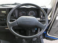 いすゞフォワードアルミウイング中型（4t）[写真38]