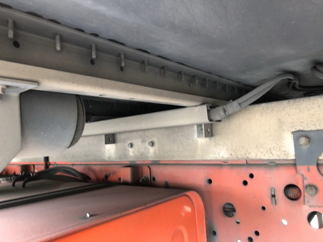 いすゞフォワードアルミウイング中型（4t）[写真16]