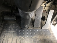 いすゞフォワードアルミウイング中型（4t）[写真38]