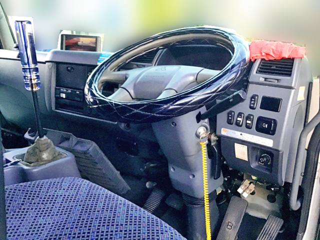 三菱ふそうファイターアルミウイング中型（4t）[写真17]