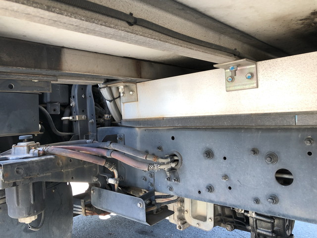 三菱ふそうファイター冷凍車（冷蔵車）中型（4t）[写真21]