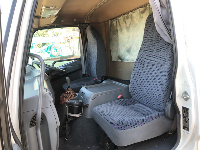 三菱ふそうファイター冷凍車（冷蔵車）中型（4t）[写真30]